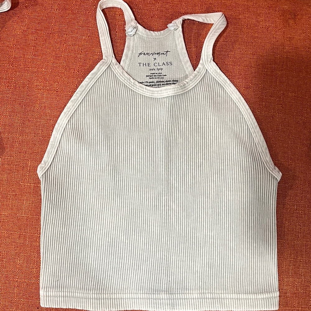 Free People happiness runs crop tank stone eagle NWOT - Picture 5 of 5